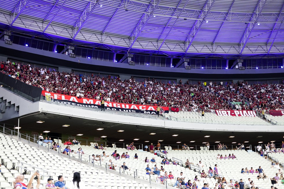 Torcida do Flamengo no Castelão durante derrota para o Fortaleza — Foto: Gilvan de Souza/Flamengo