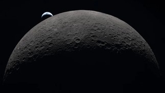 Terra se pôs atrás da Lua — Foto: Divulgação / Nasa