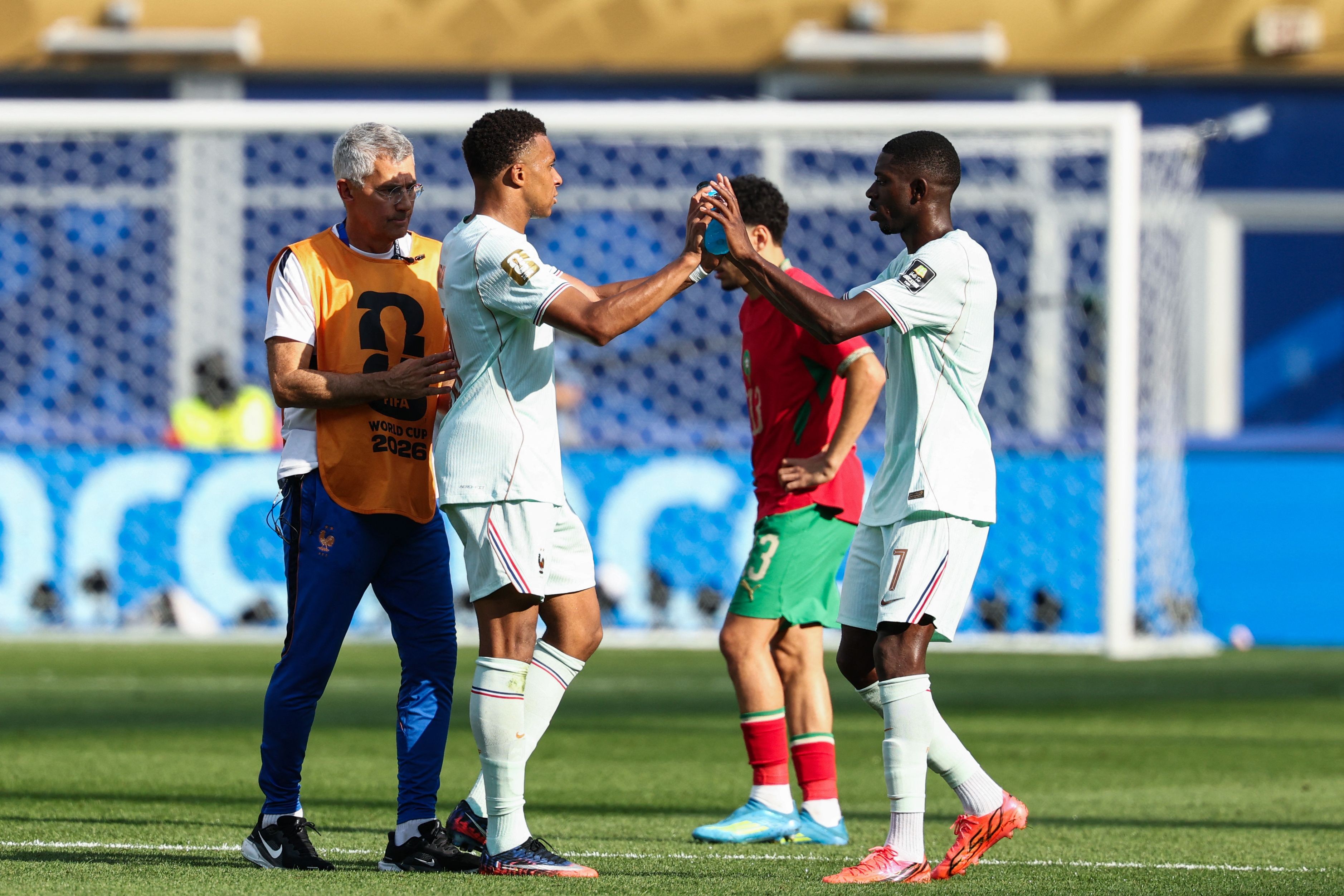 Mbappé e Dembélé igualam dupla histórica do Brasil em Copas
