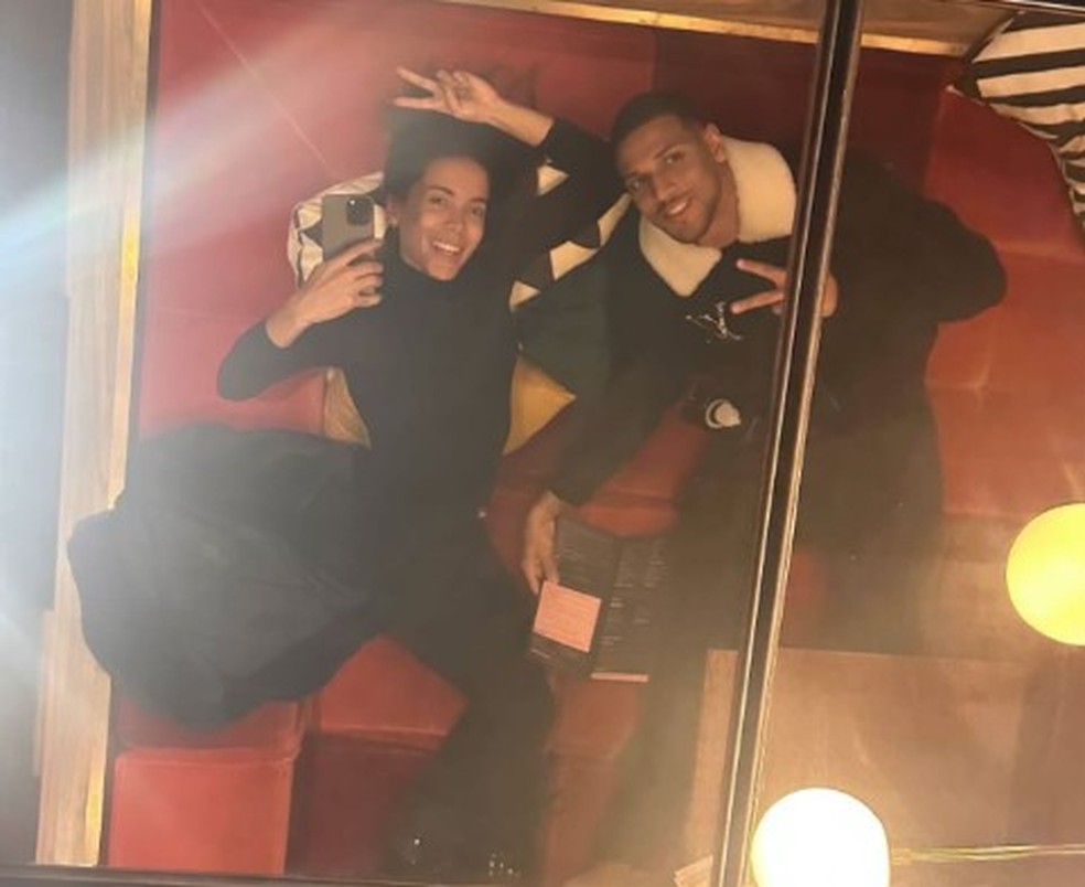 Anita e o namorado, o jogador Vinicius Souza – Foto: Reprodução/Instagram