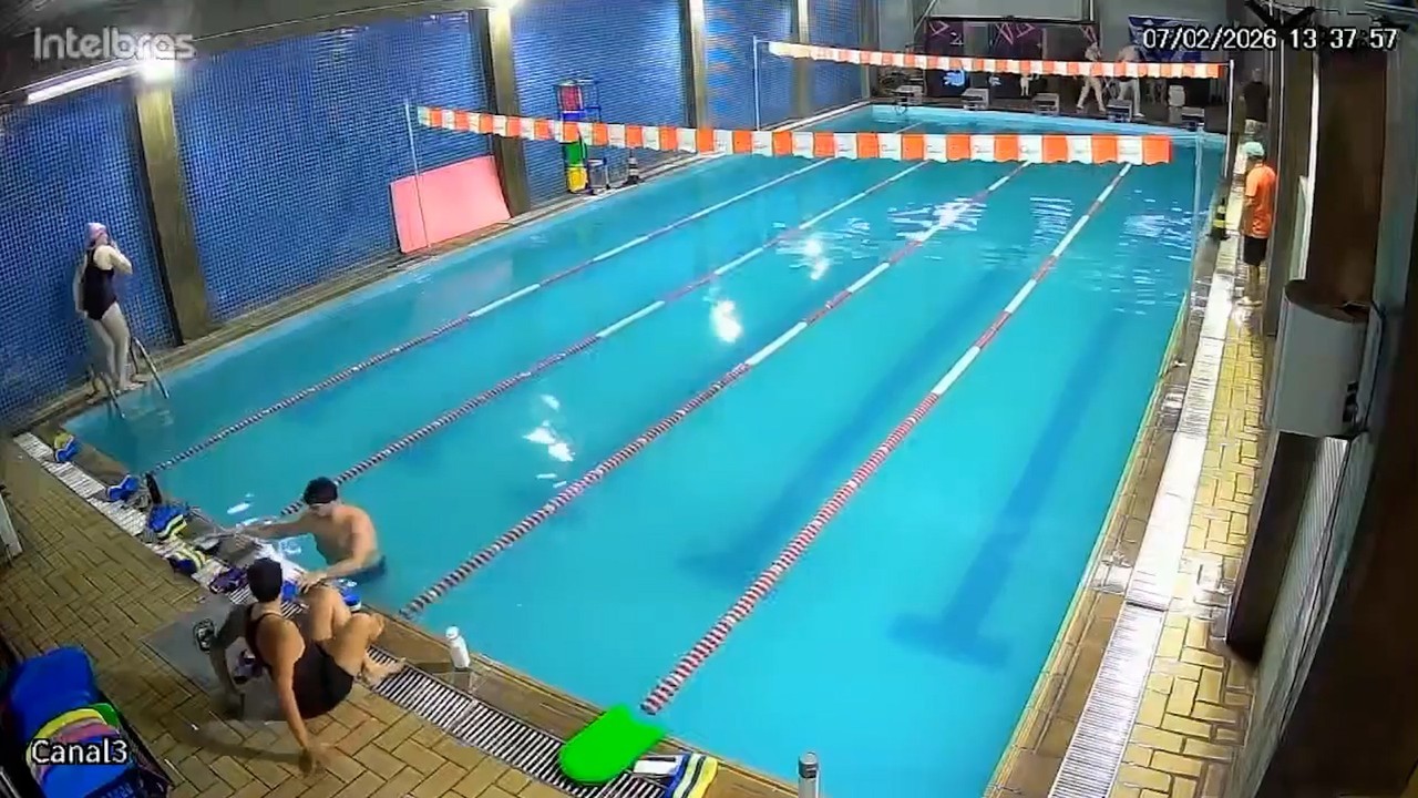 &lsquo;Certeza que &eacute; falta de cloro&rsquo;: propriet&aacute;rio da piscina onde mulher morreu dava instru&ccedil;&otilde;es &agrave; dist&acirc;ncia no &lsquo;olh&ocirc;metro&rsquo;