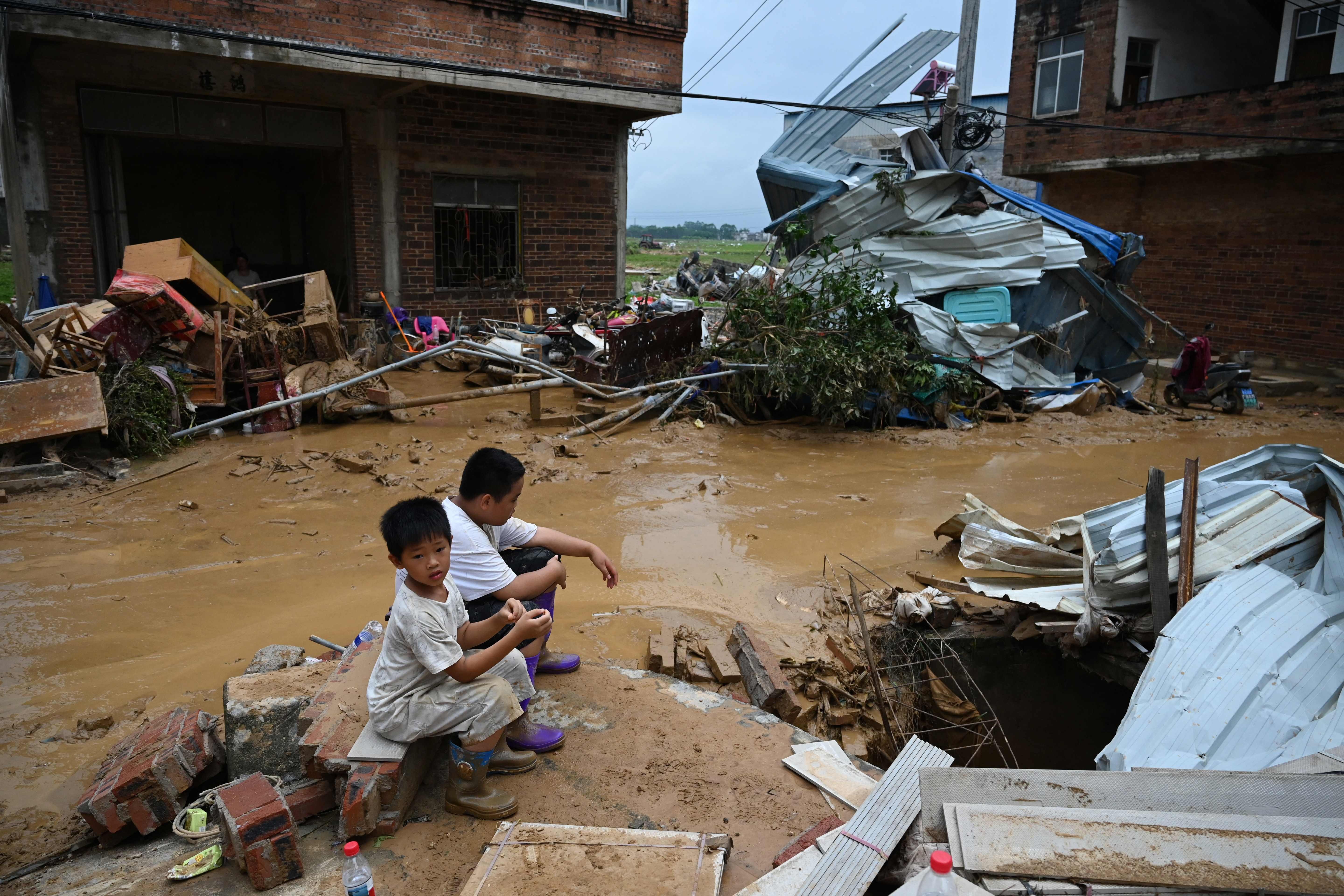 China: Chuvas deixam 39 mortos e 9 desaparecidos em Guangxi