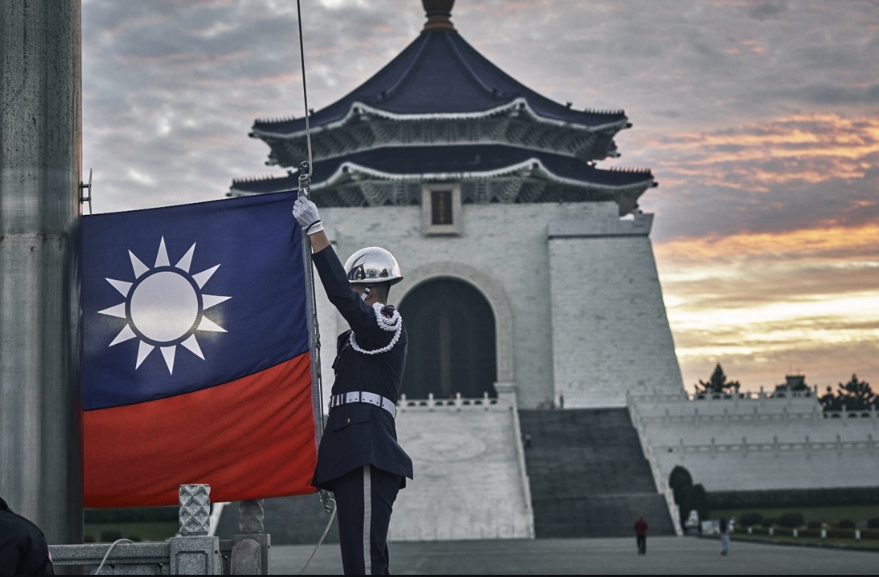 Funcionário da Nvidia é detido em Taiwan em investigação sobre contrabando de chips para a China