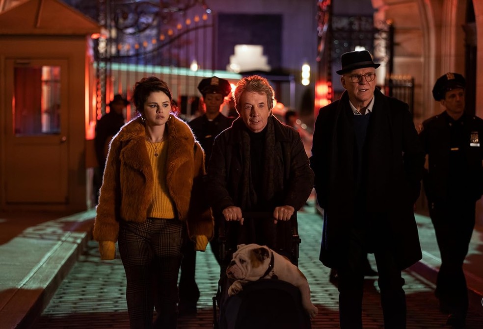 Selena Gomez, Martin Short e Steve Martin na série'Only murders in the building', da Hulu — Foto: Craig Blankenhorn / HULU
