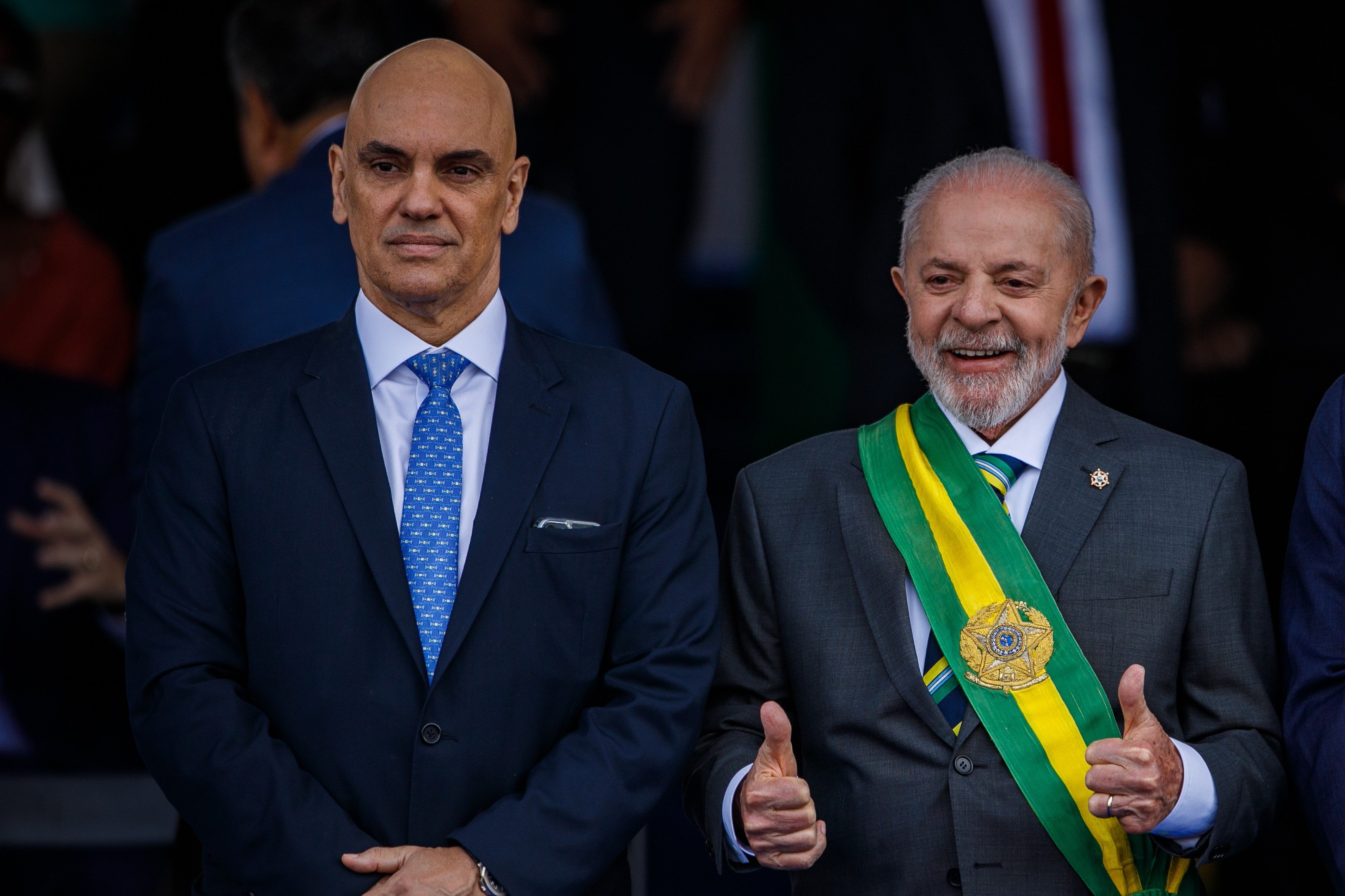 Lula buscará afastamento de Moraes, enquanto outros presidenciáveis criticam ministro do STF - QTU Questões do Universo