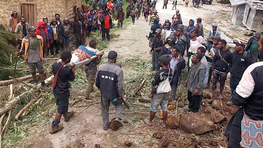 Deslizamento de terras na Papua-Nova Guiné deixou centenas de mortos, calculam autoridades