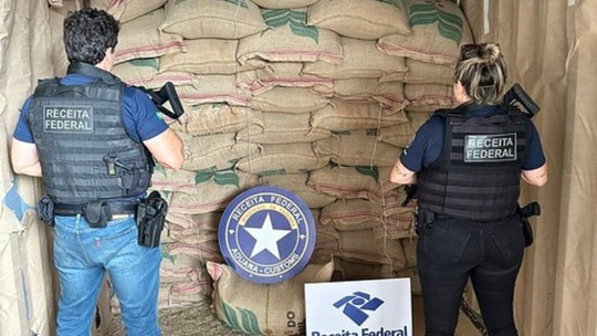 Receita Federal aprende 1,3 tonelada de cocaína no Porto do Rio. Droga está avaliada em R$ 330 milhões 
