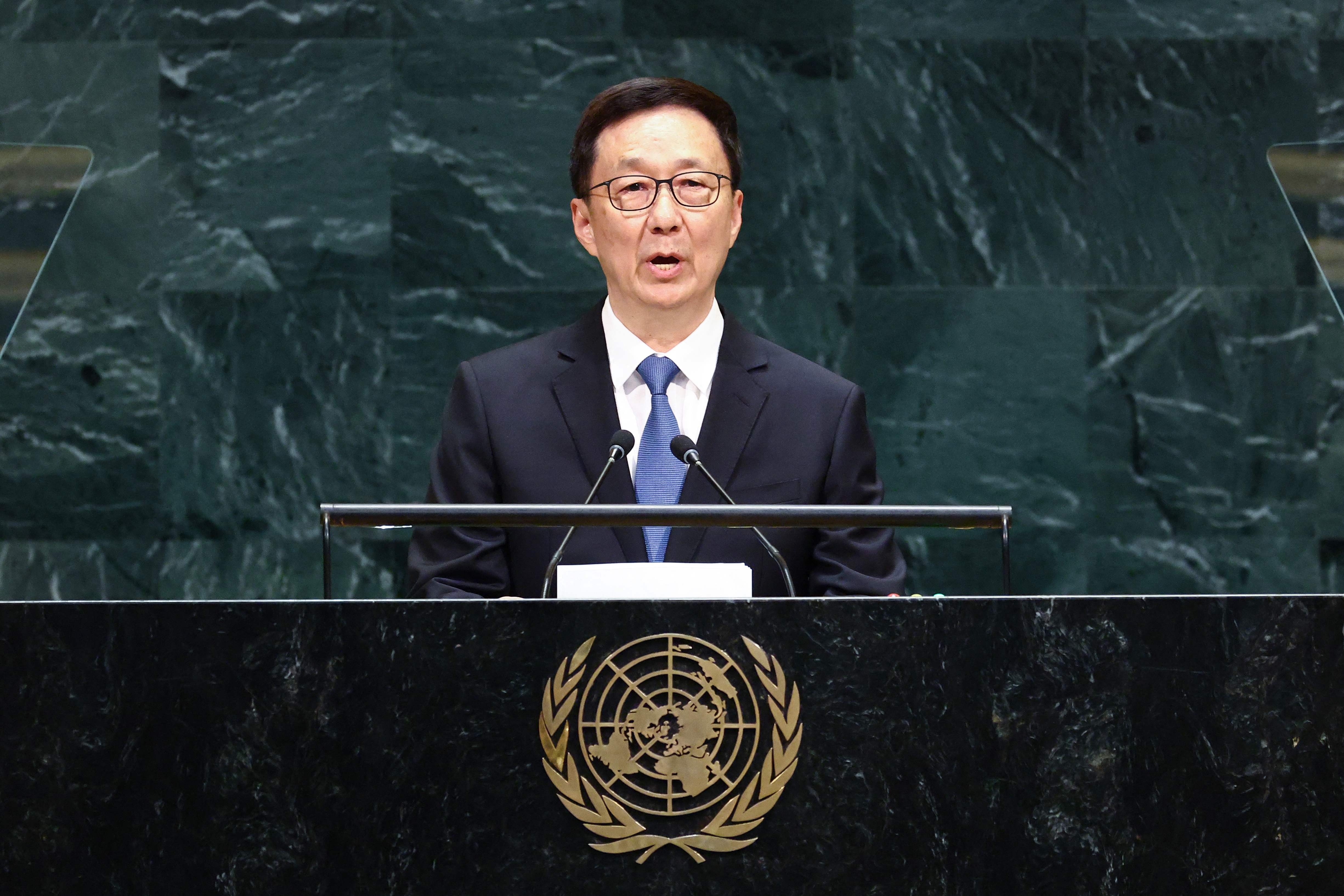 China critica EUA por protecionismo e violações de soberania na ONU, sem citar diretamente o país