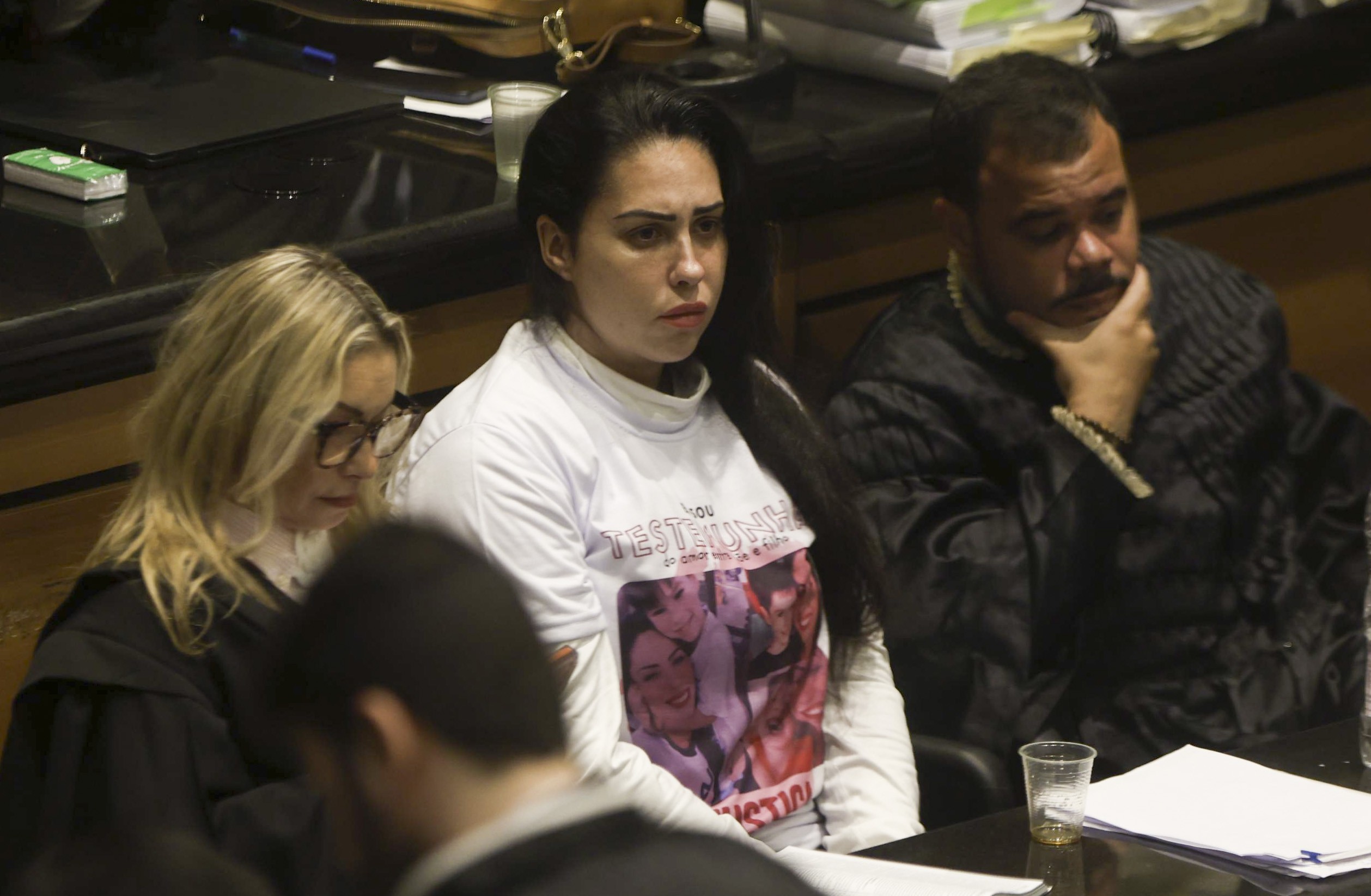‘Uma mãe não mata seu filho’, defende-se Monique Medeiros em julgamento pela morte de Henry Borel