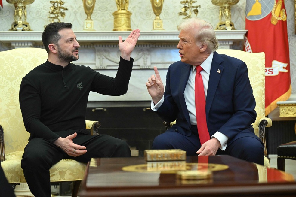 Volodymyr Zelensky e Donald Trump: bate-boca — Foto: SAUL LOEB / AFP/ 28-02-2025
