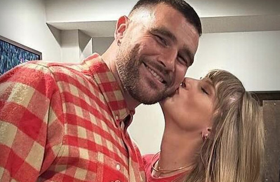 Travis Kelce e Taylor Swift — Foto: Reprodução