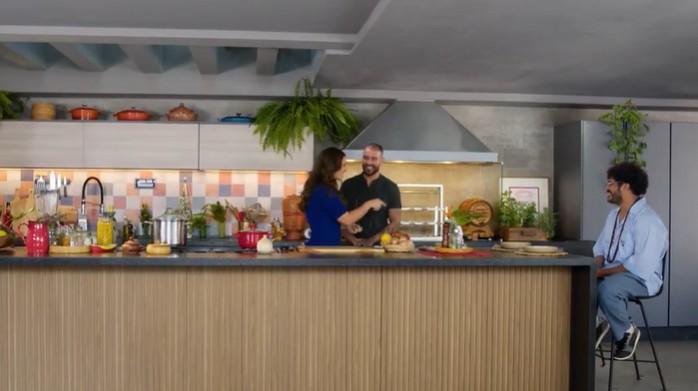 cozinha da casa de paolla Oliveira - foto: reprodução/gnt globoplay