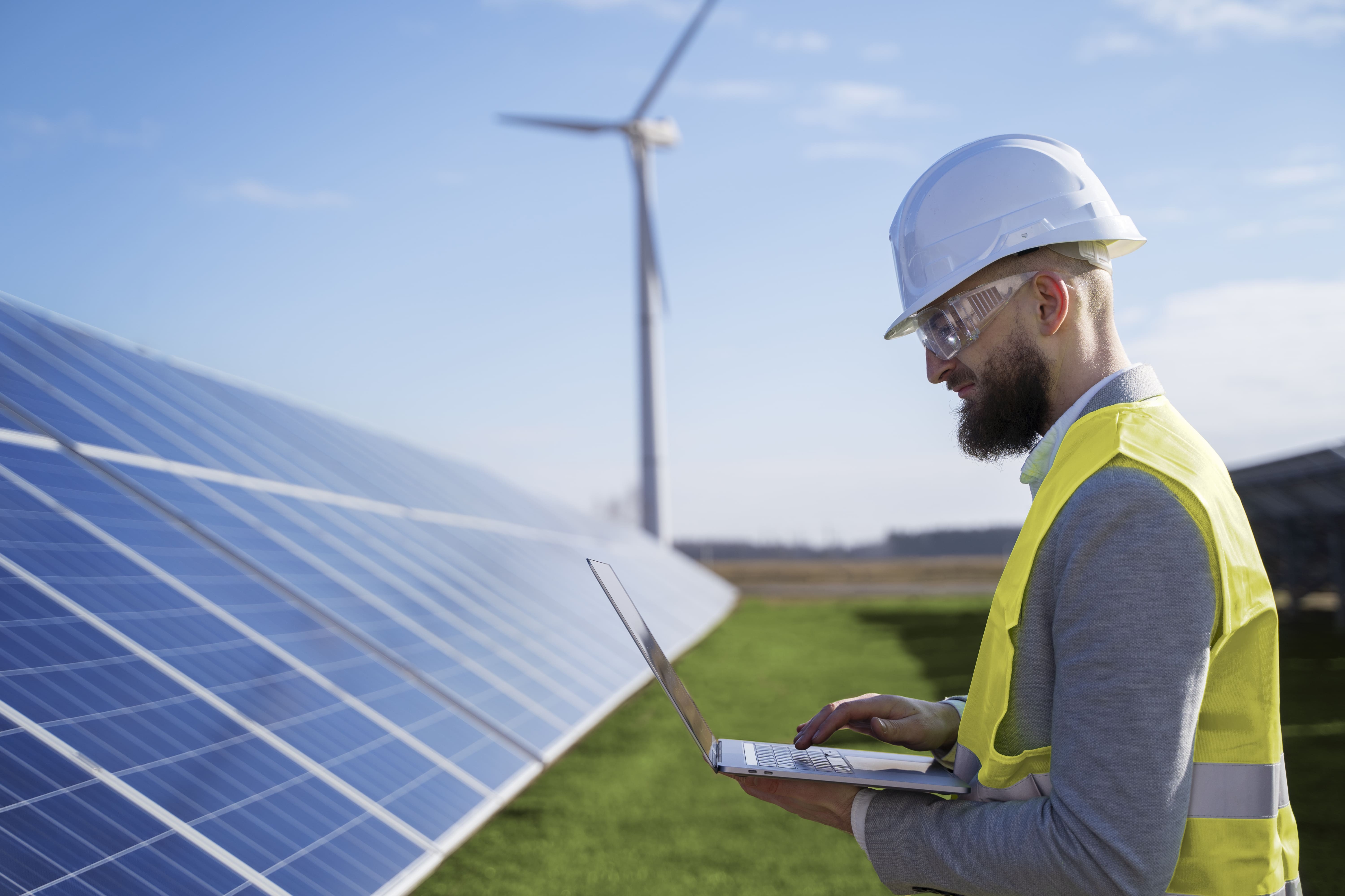 Em um ano, energia solar fica 7% mais barata no Brasil; veja ranking dos estados
