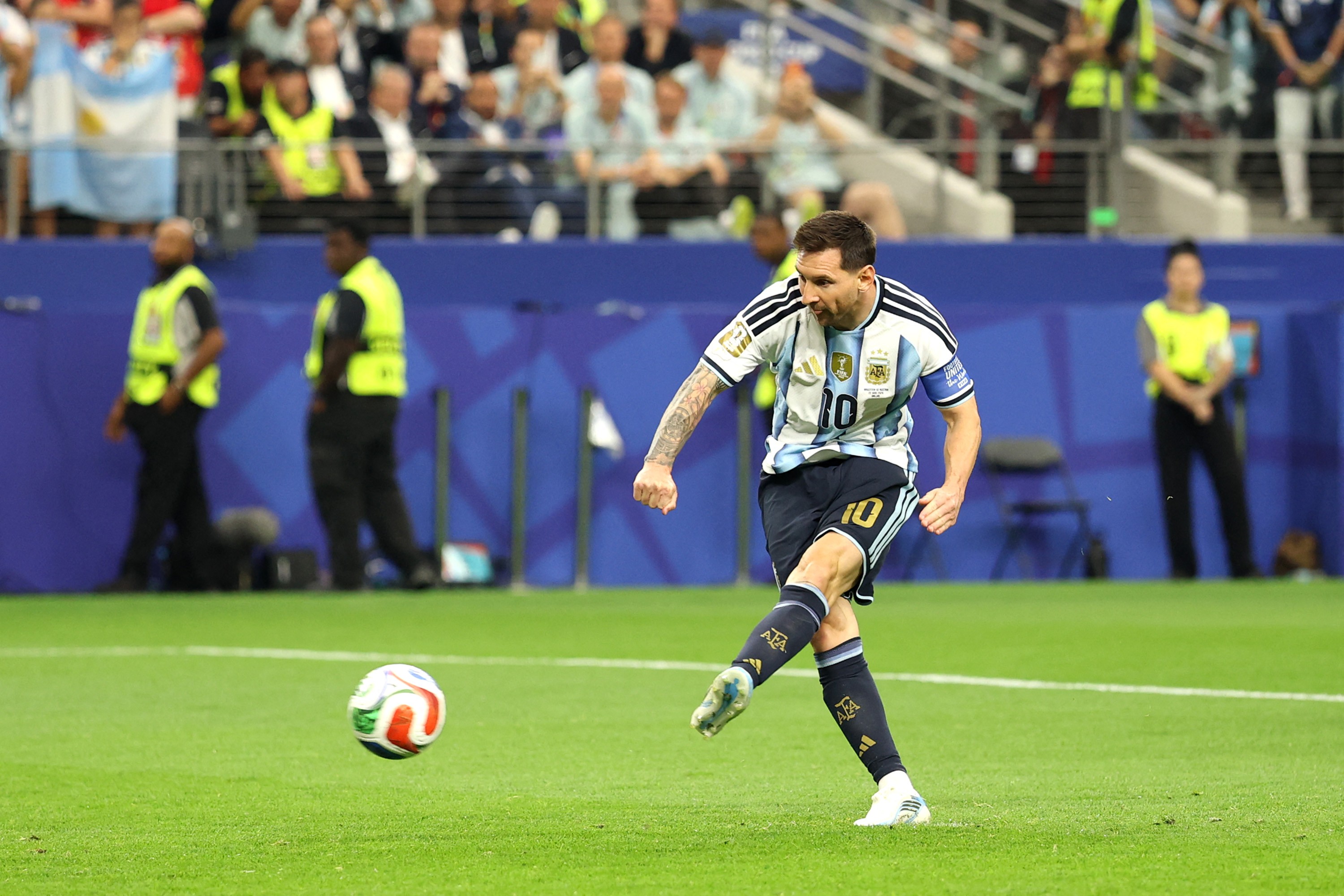 Messi e seus pênaltis em Copas: análise de acertos e erros