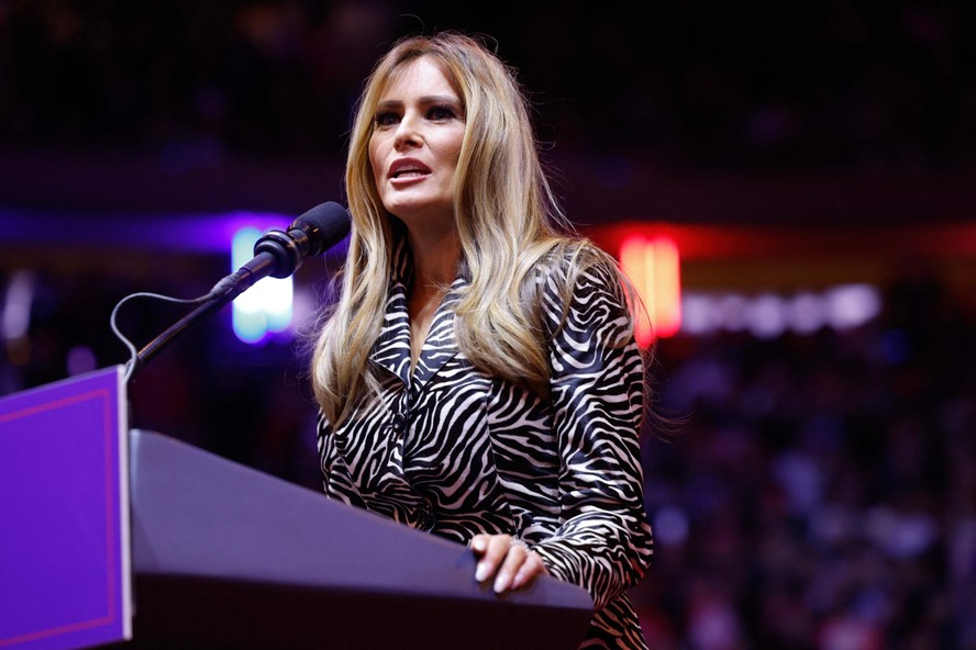 A ex-primeira-dama dos EUA Melania Trump durante discurso em comício no Madison Square Garden, em Nova York