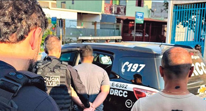 Adolescente apreendida por morte de menina exibida ao vivo f | Brasil | QTU Notícias