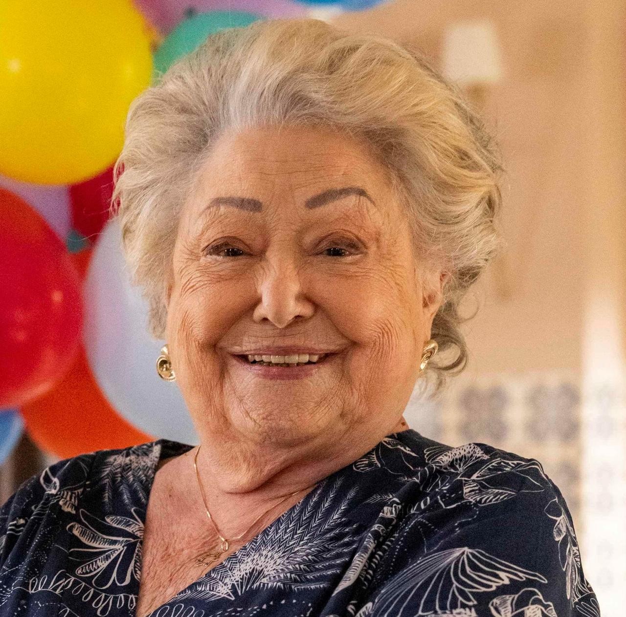 Com contrato vitalício, Suely Franco já tem nova novela acertada na Globo - QTU Questões do Universo