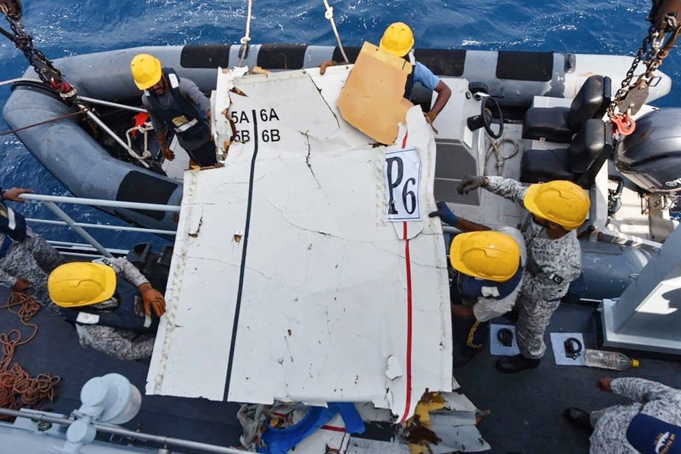 Destroços do Boeing-737 desaparecido no Paquistão — Foto: PAKISTAN AIRPORTS AUTHORITY / AFP