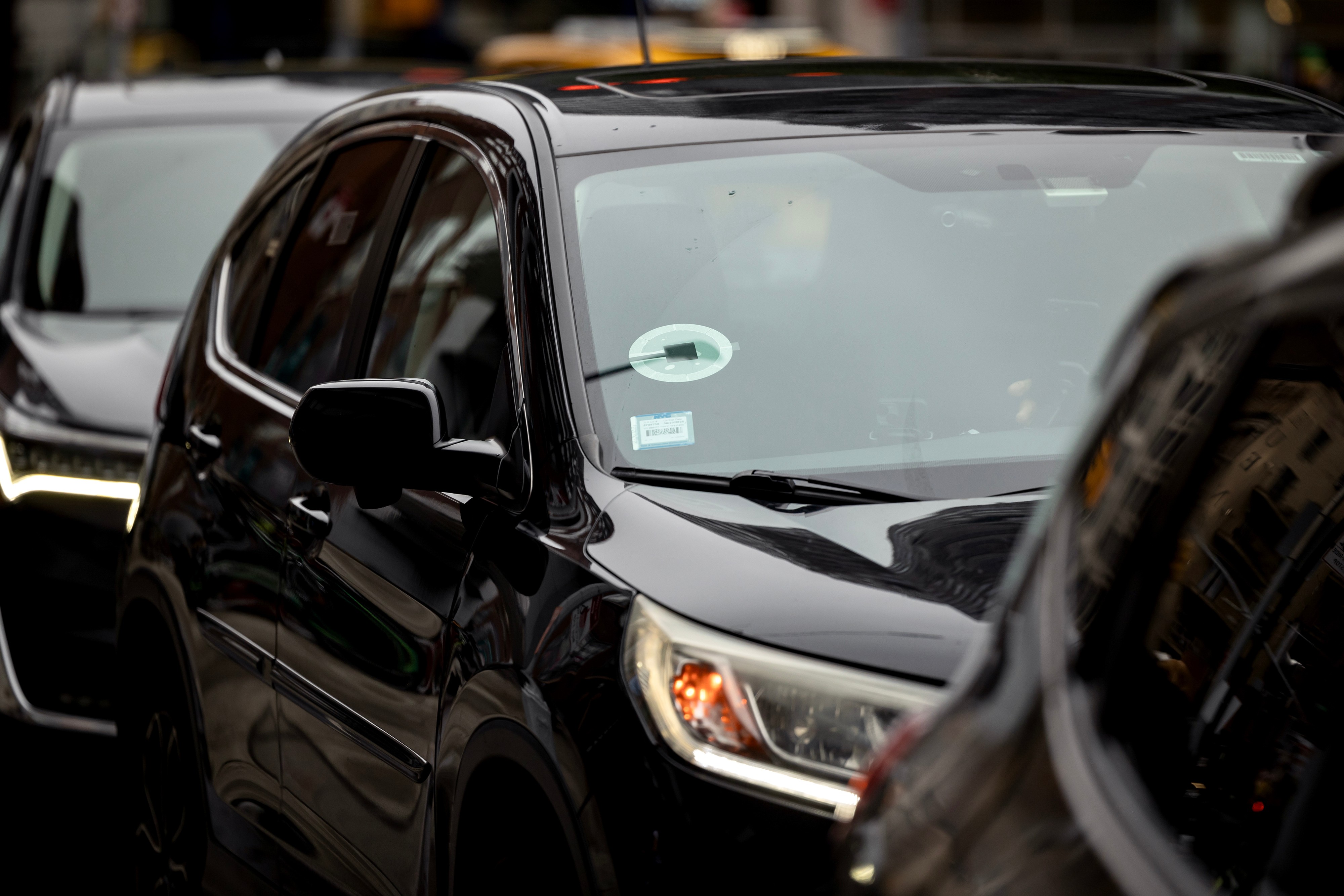 Câmara aprova projeto que obriga Uber e 99 a criarem ‘botão do pânico’
