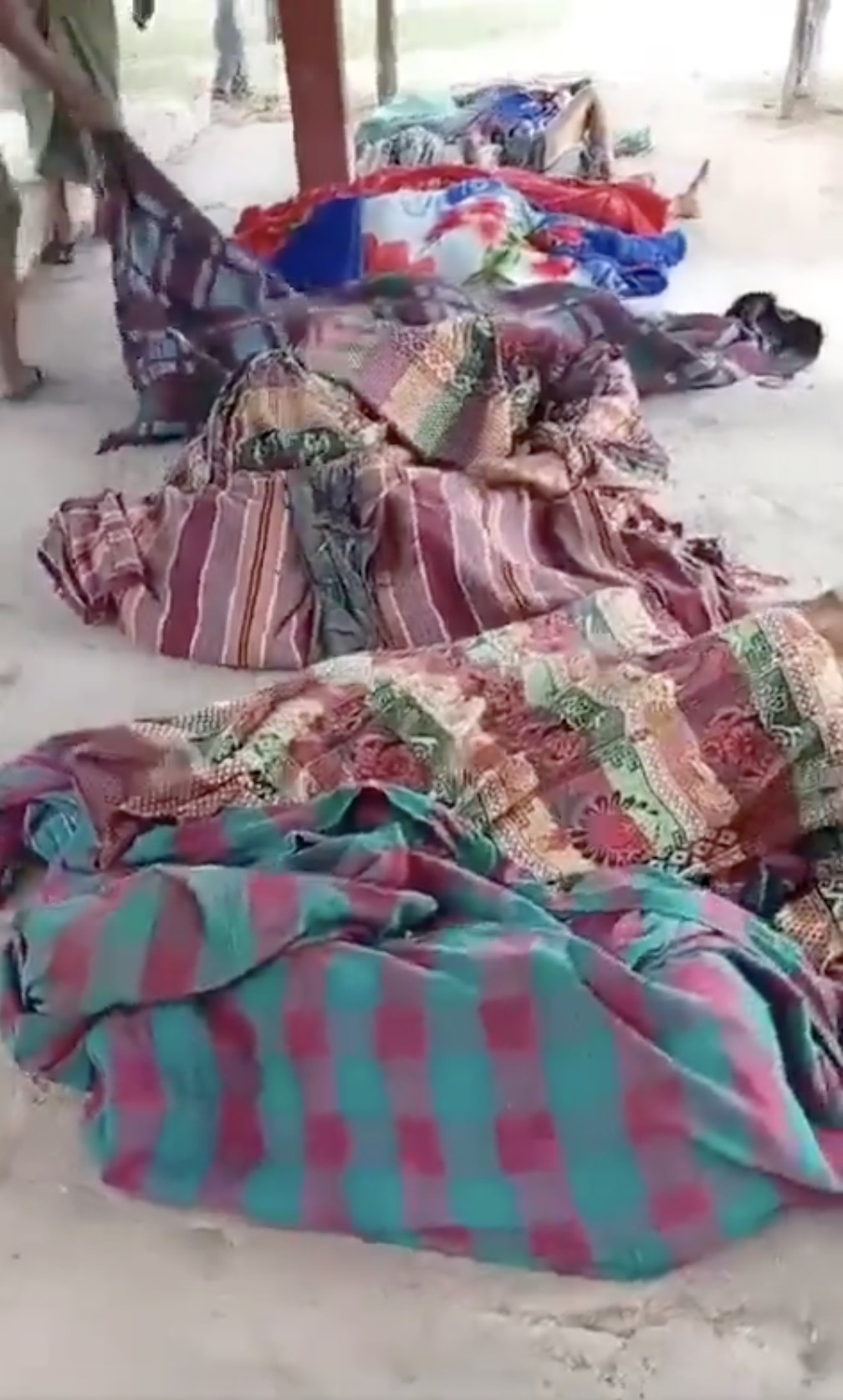 Bombardeio em mosteiro budista em Mianmar mata 14; pelo menos 100 meditavam no local - QTU Questões do Universo