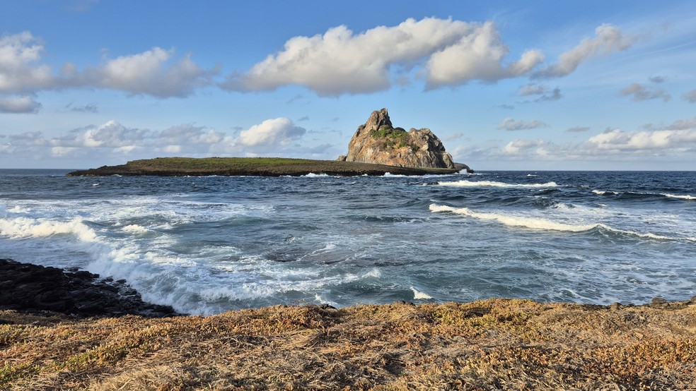 Parque Nacional Marinho de Fernando de Noronha, onde o casal admirou a última lua cheia da expedição — Foto: Acervo pessoal