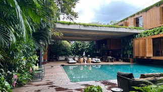 A piscina da casa de Daniel Vorcaro em São Paulo — Foto: Reprodução