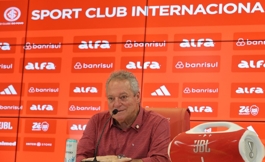 Abel Braga em sua apresentação no Internacional