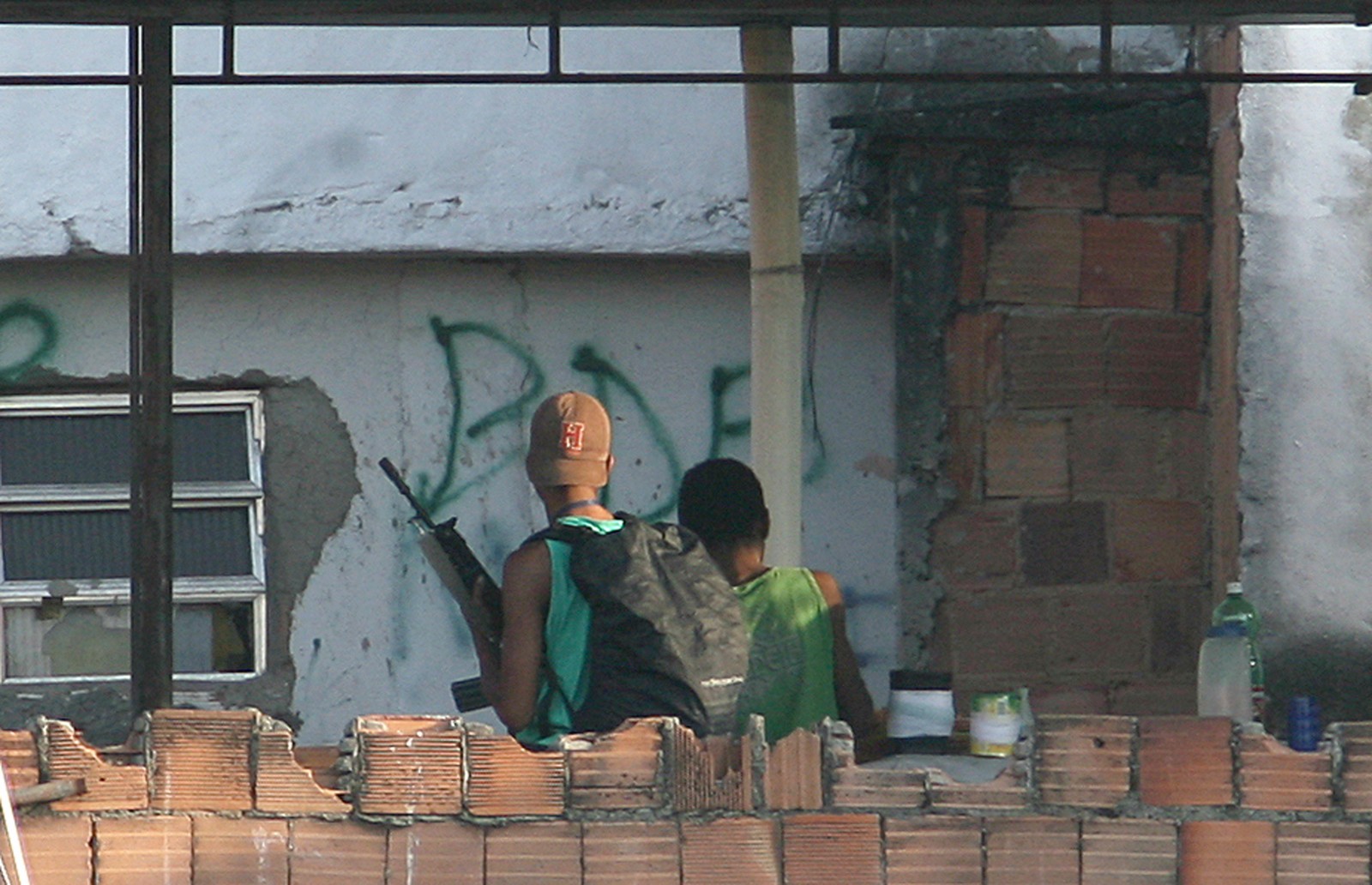 Pontos usados por traficantes no Morro da Coroa (Foto tirada em 24/06/2009, no Rio de Janeiro) — Foto: Pablo Jacob/ Agência O Globo