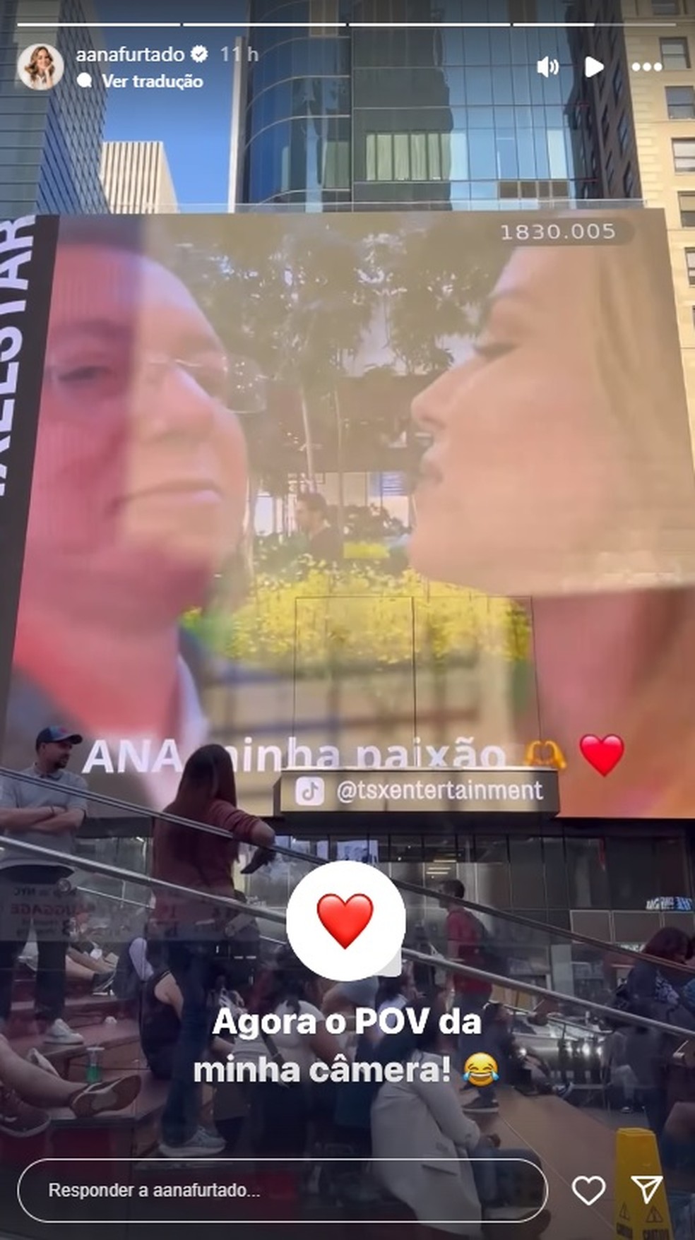 Ana Furtado mostra surpresa que ganhou de Boninho na Times Square: declaração de amor em telão — Foto: Reprodução/Instagram