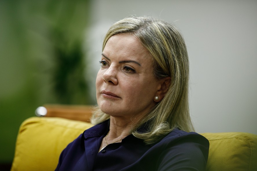 Gleisi Hoffmann critica ideia de semipresidencialismo: 'Vontade de governar o país sem ganhar no voto'