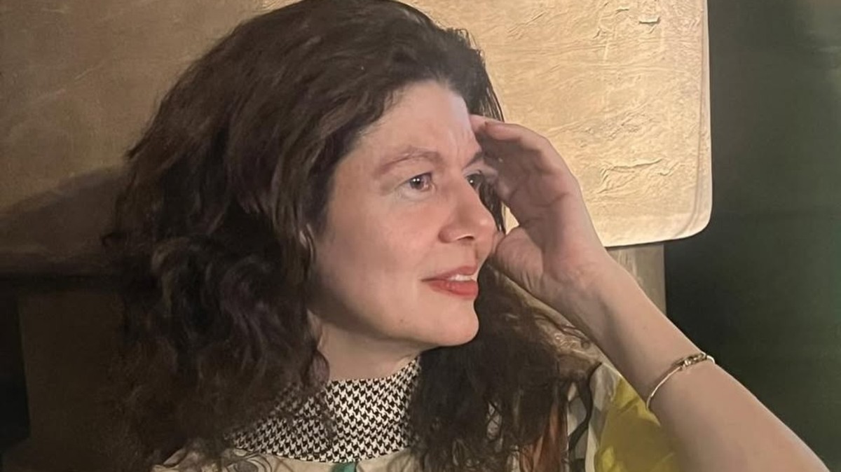 Quem é a atriz que gritou ao vivo na TV interpretando personagem de terror