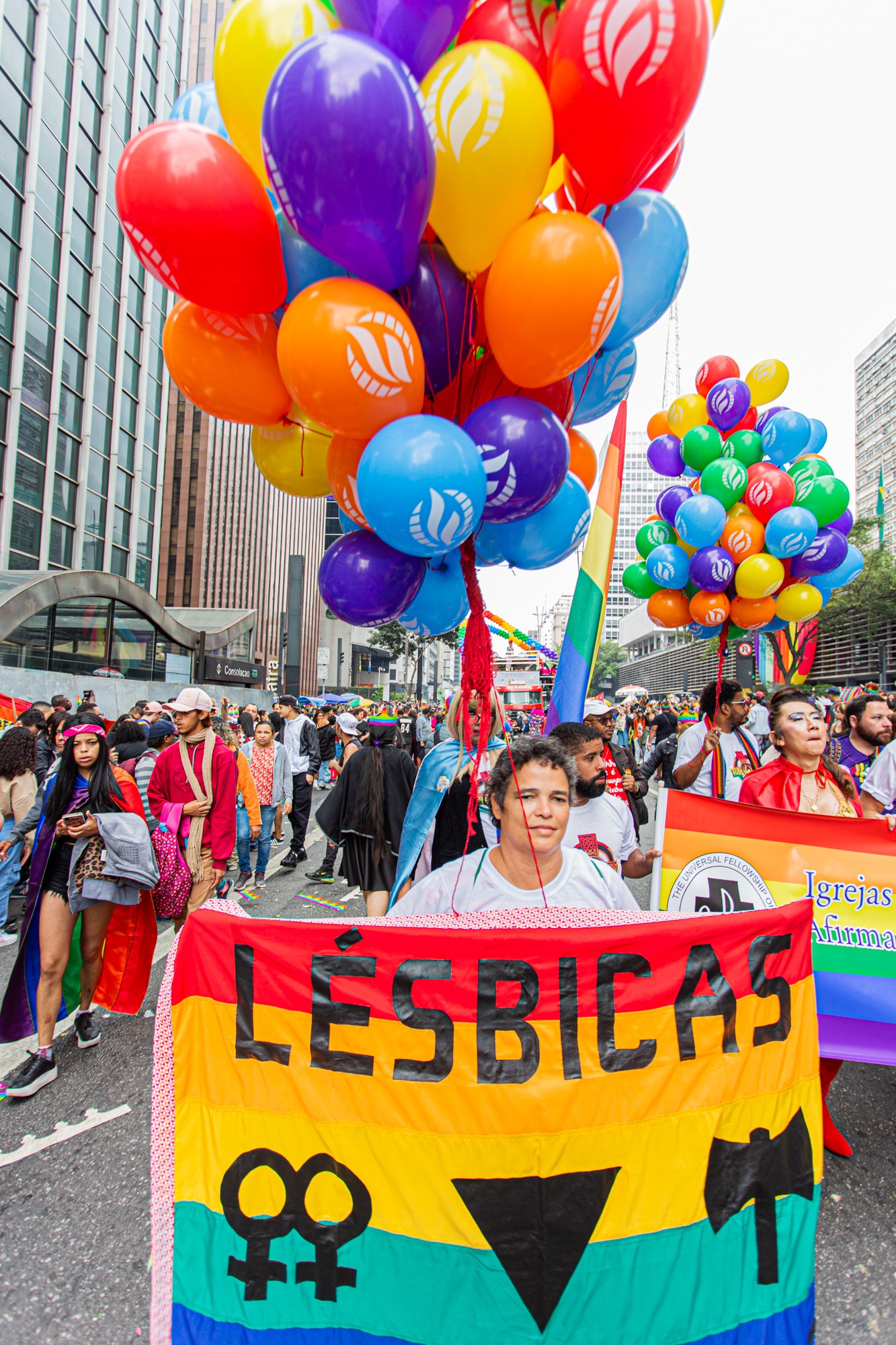 Grupos LGBT+ levaram suas reivindicações à Parada — Foto: Maria Isabel Oliveira