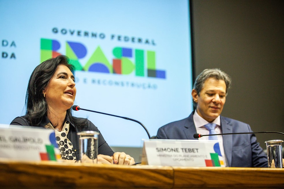 Arcabouço fiscal - Simone Tebet e Fernando Haddad detalham novas regras fiscais do governo Lula — Foto: Diogo Zacarias / MF