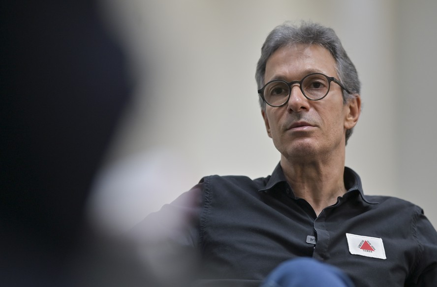 Zema Given 15 Days to Respond in Calumny Case Filed by Gilmar Mendes