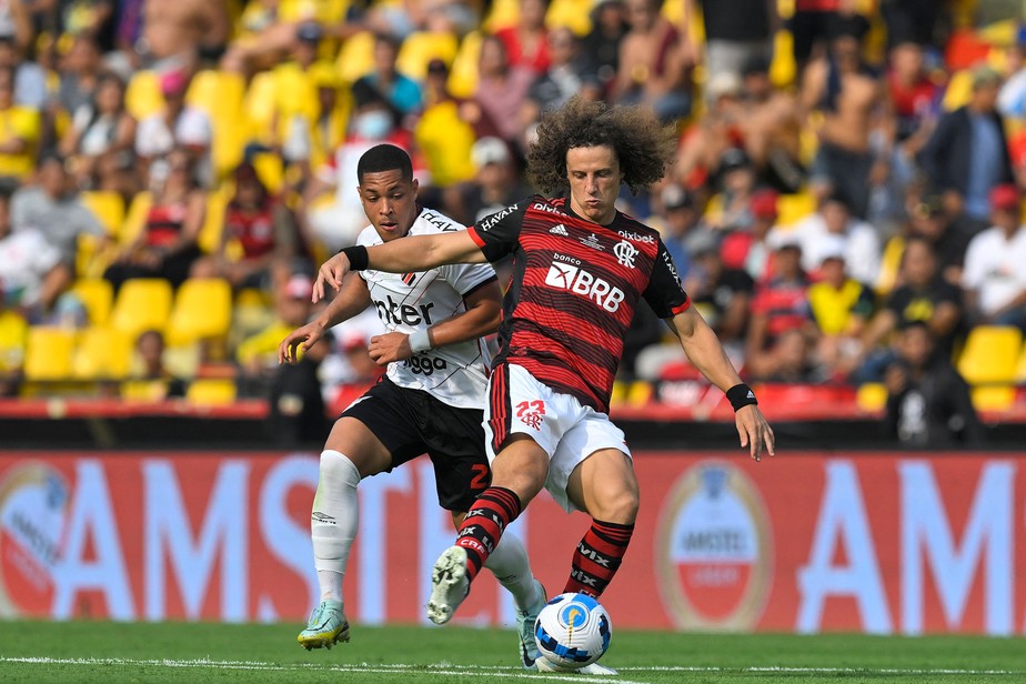 David Luiz entra para lista de vencedores da Champions e Libertadores