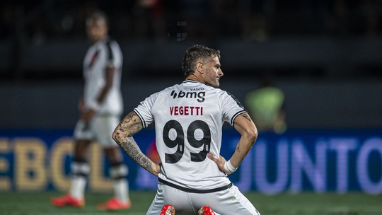 Responsável direto por 59% dos gols em 2024, Vegetti é a principal esperança do Vasco para recuperação no Brasileiro