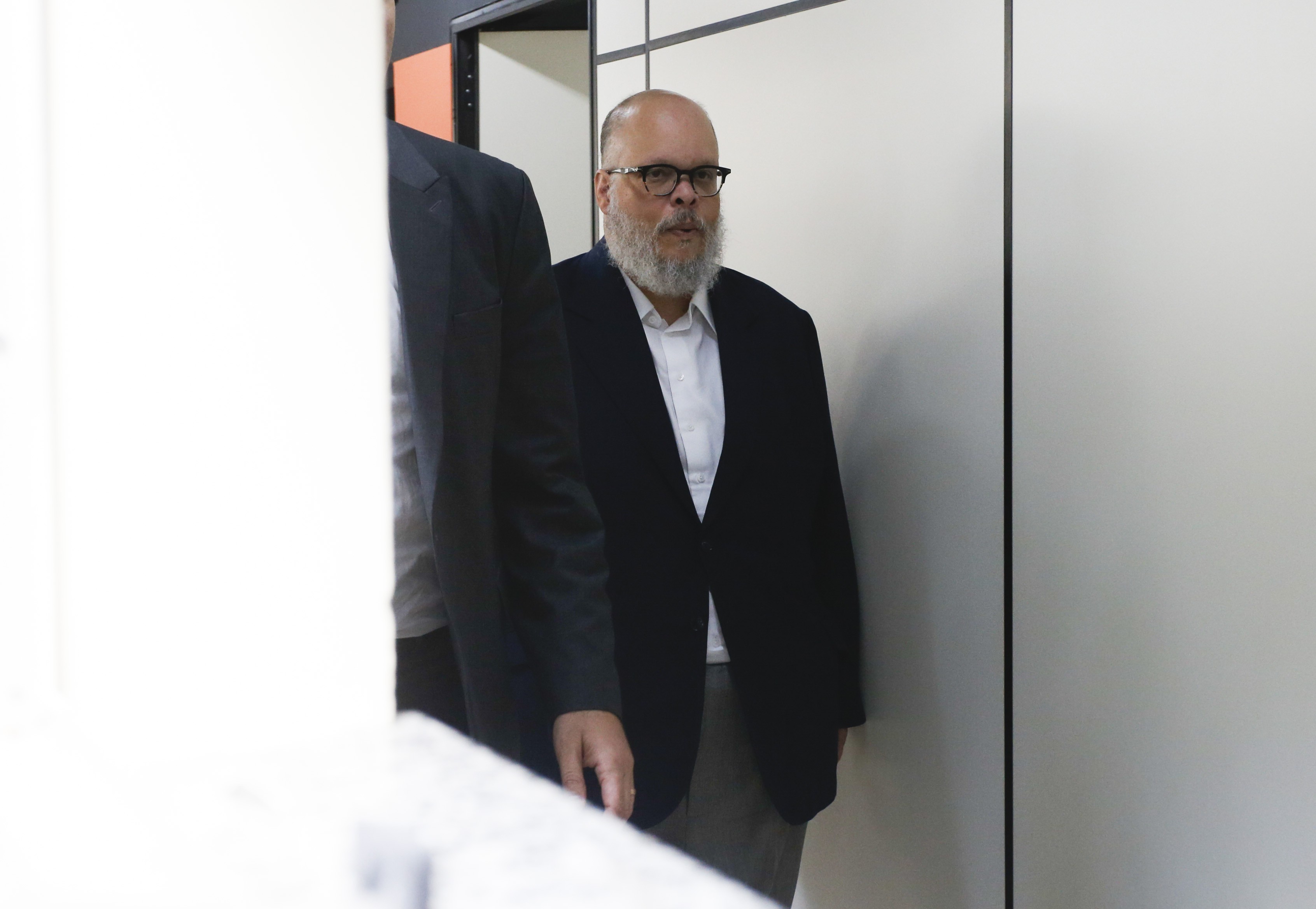Ed Motta, investigado por injúria após confusão em restaurante do Rio, é alvo de retaliação de nordestinos