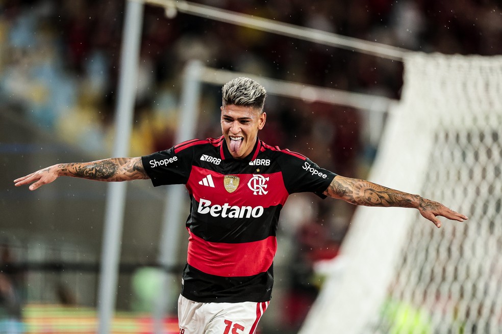 Mãe de Jorginho detona Carrascal durante Flamengo x Cruzeiro: 'Entrou ...