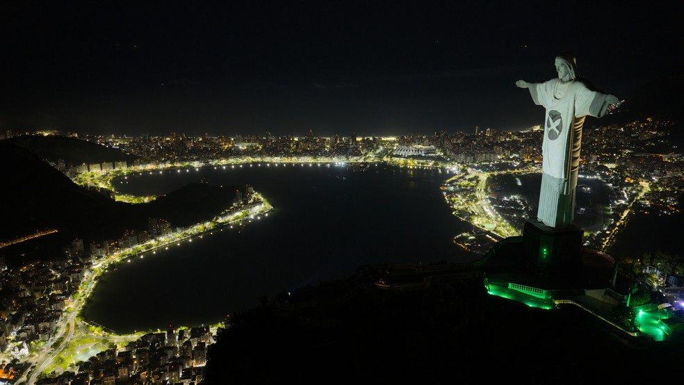 Projeção da marca no Cristo Redentor — Foto: Divulgação