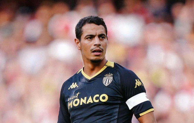 Ben Yedder, ex-seleção francesa, é condenado a dois anos de prisão por agressão sexual