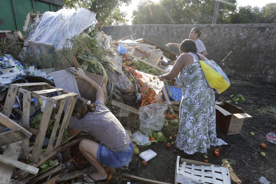 Insegurança alimentar atinge 60 milhões de brasileiros e 15 milhões ...