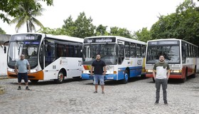 Colecionadores de ônibus gastam até R$ 100 mil  para comprar e reformar veículos antigos