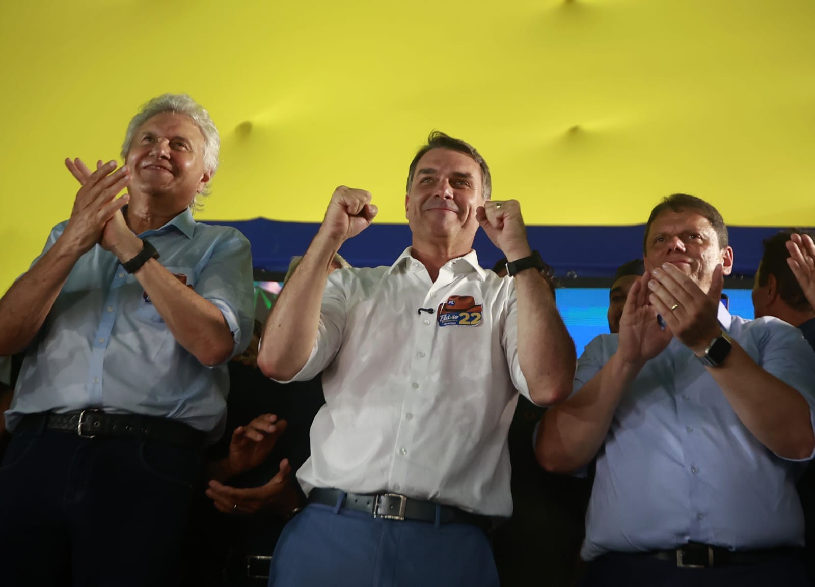 Mirando coalizão que permita 'mudar Constituição', Flávio deve fechar novos apoios do Centrão após anúncio de federação