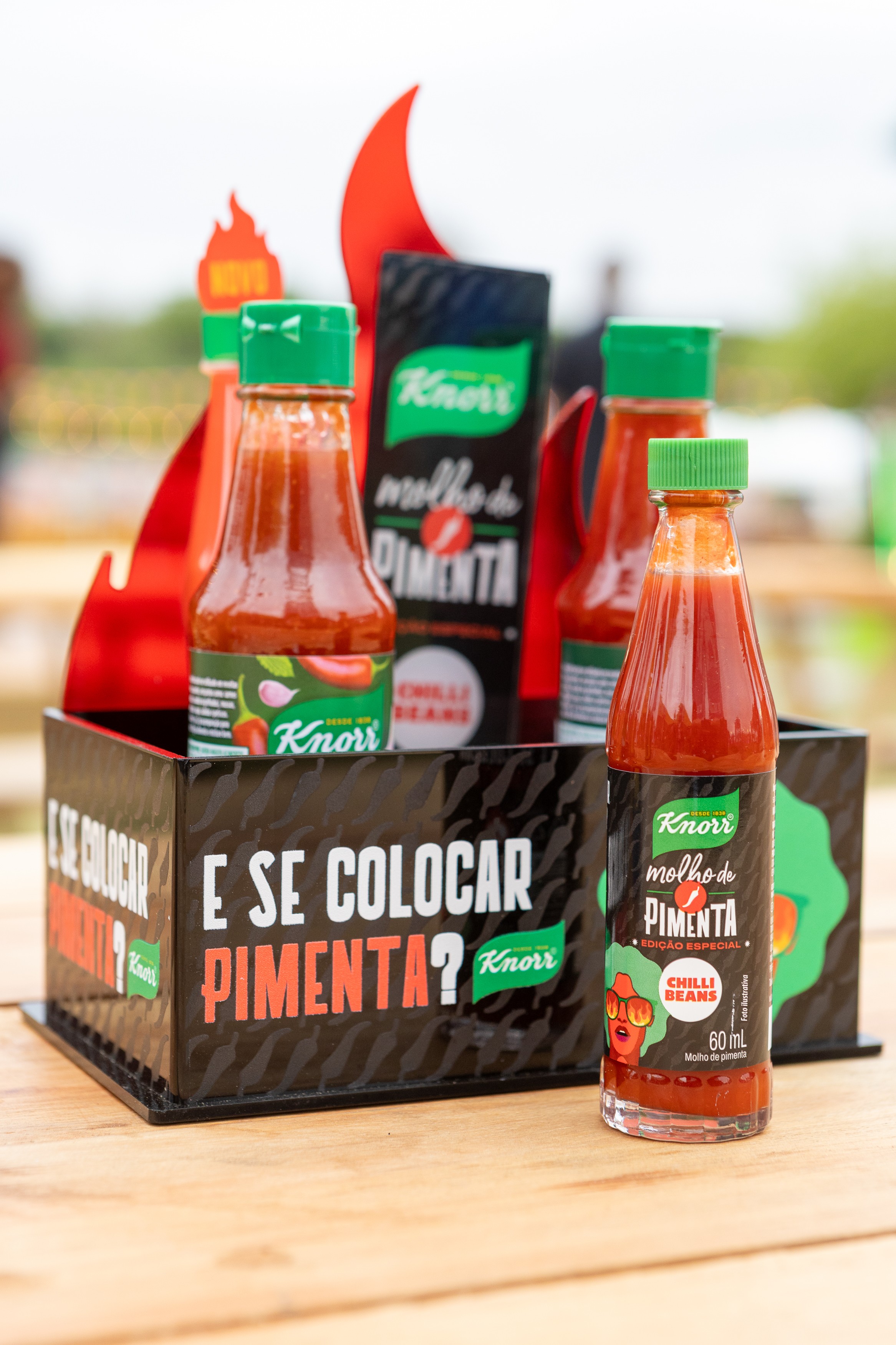 Knorr e Chilli Beans anunciam collab e criam molho de pimenta exclusivo