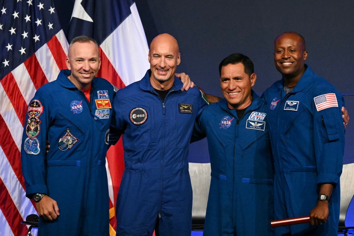 Chefe da Nasa defende tripulação da missão Artemis