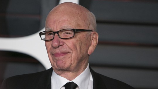 Rupert Murdoch vai renunciar ao comando do conselho da Fox e da News, diz jornal