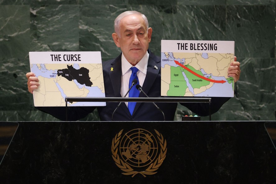 Benjamin Netanyahu, premier de Israel, mostra mapas do Oriente Médio em discurso na ONU