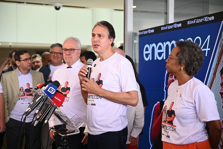 O ministro da Educação, Camilo Santana, fala sobre o Enem 2024