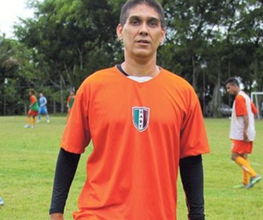Quem é Adilsinho: ele está no futebol, no samba e foi alvo de investigações por máfia e assassinatos