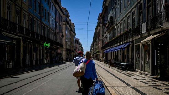 Mais 20 mil brasileiros conseguem autorização de residência em Portugal